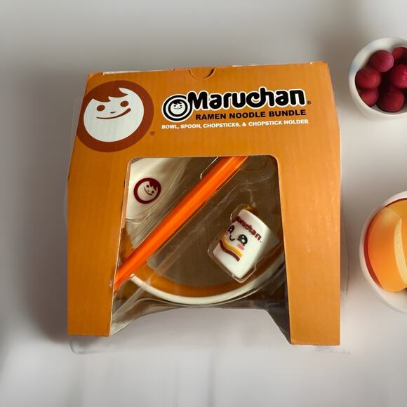 Maruchan Ramen Noodle Bowl Bundle W/ Chopsticks, Sticks Holder, and Soup Spoon - Picture 3 of 8